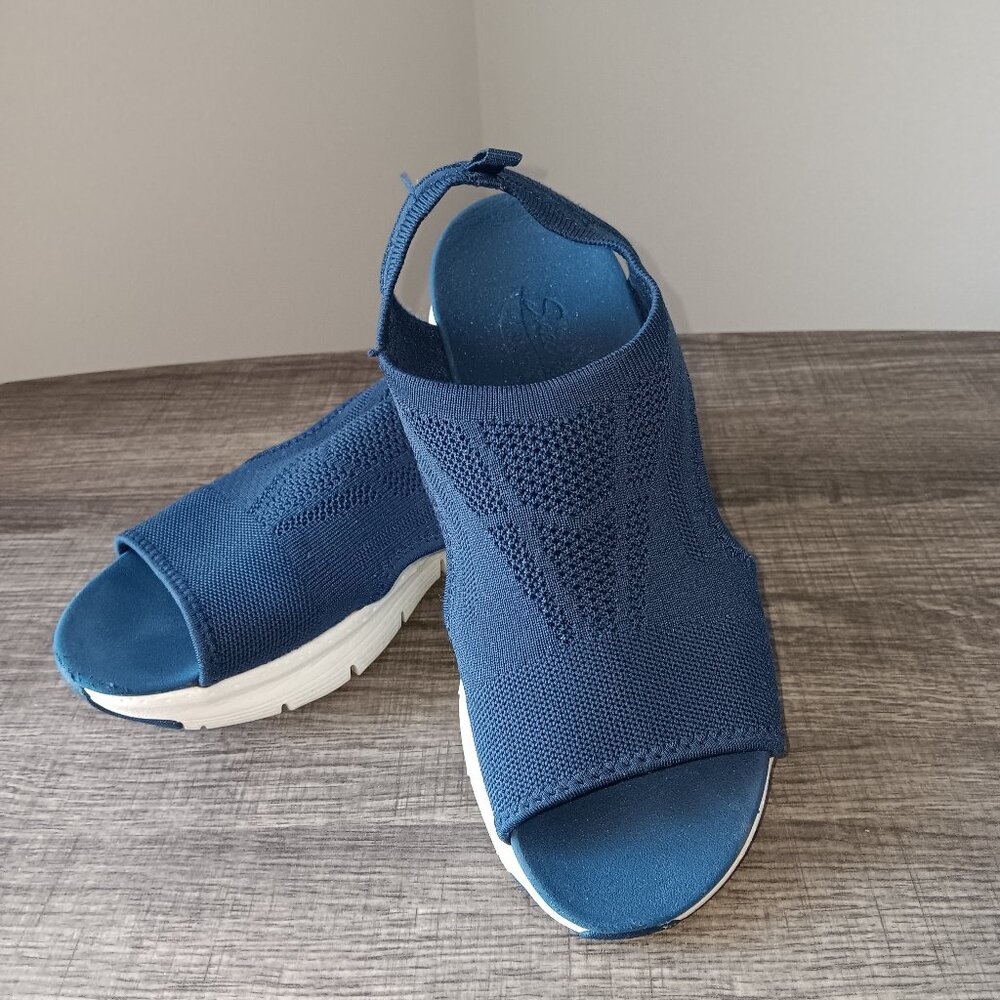 Skechers Blue 8 Arch Fit Sandals